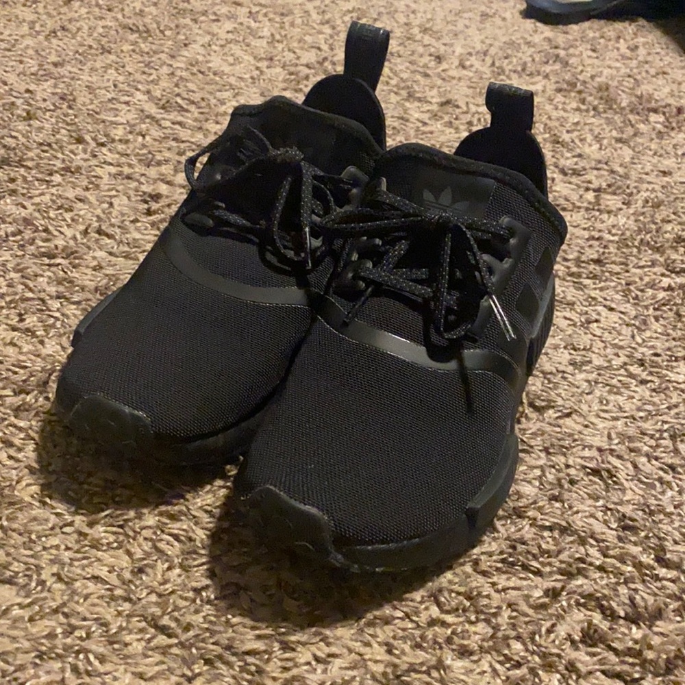 BRAND NEW Adidas RMD 1s